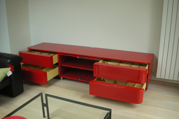 Tv audio media kast design rood hoogglans