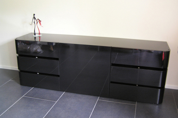 Dressoir zwart design op maat