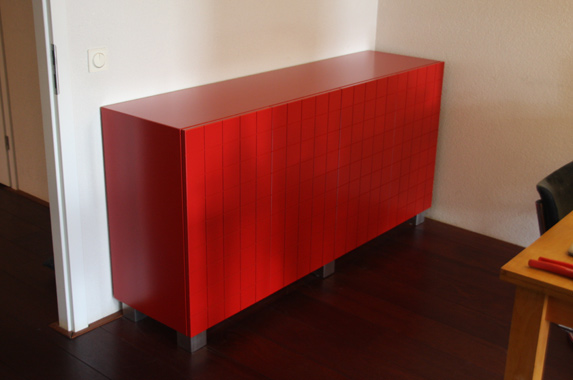 Dressoir rood zijdeglans