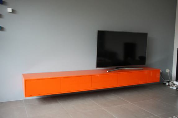 zwevende tv wandkast orange op maat
