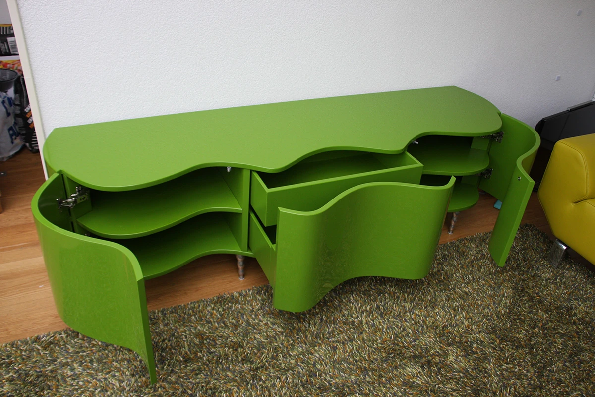 Dressoir design gebogen deuren licht groen op maat
